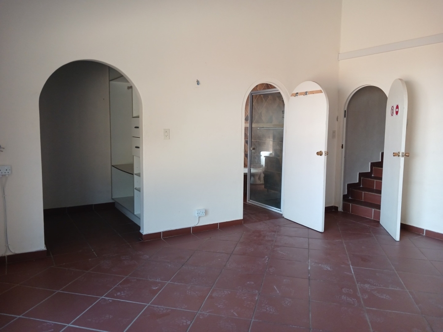 To Let 4 Bedroom Property for Rent in Schoemansville North West